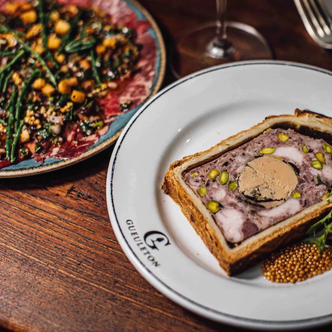 Gueuleton-Lyon-1080-x-1080-Sam-70pesos-pate-croute-carpaccio-de-boeuf-